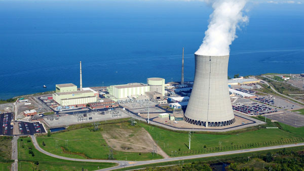 Figura 3 – Central nuclear [Imagem: www.pennenergy.com].